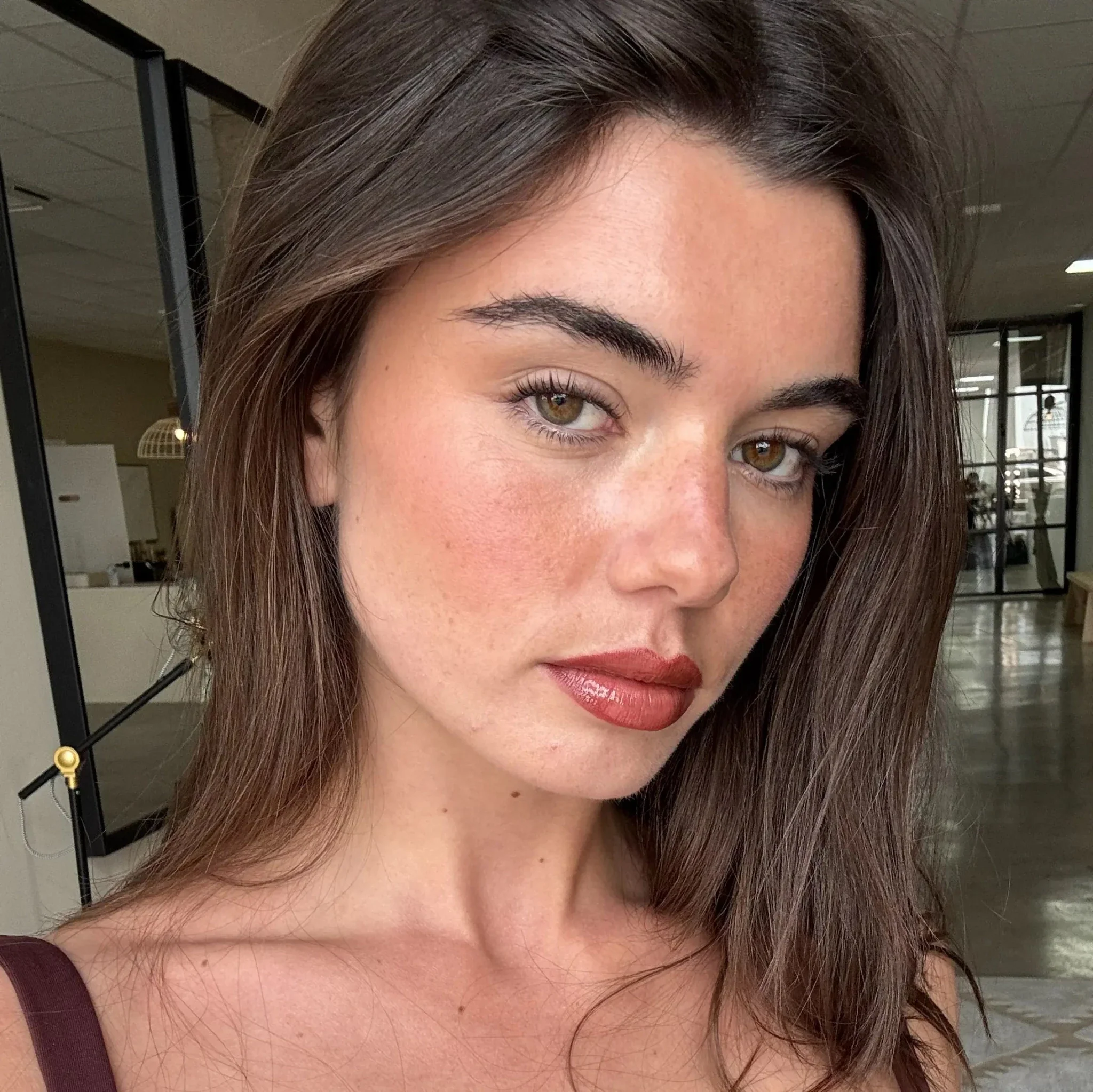 Lápiz de labios Perfilado Sedoso - Image 78