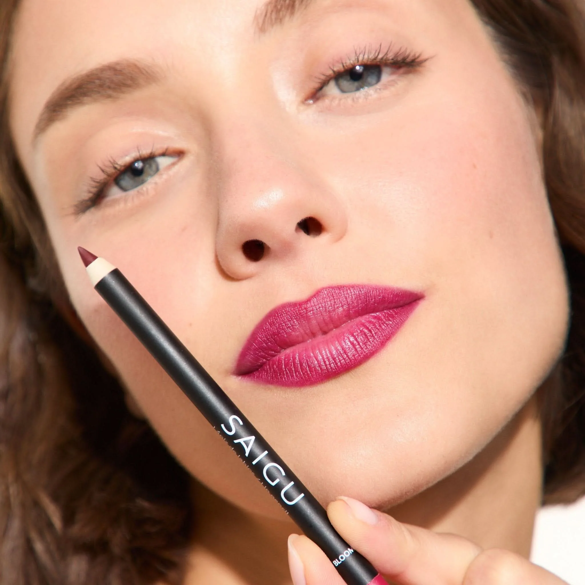 Lápiz de labios Perfilado Sedoso - Image 59