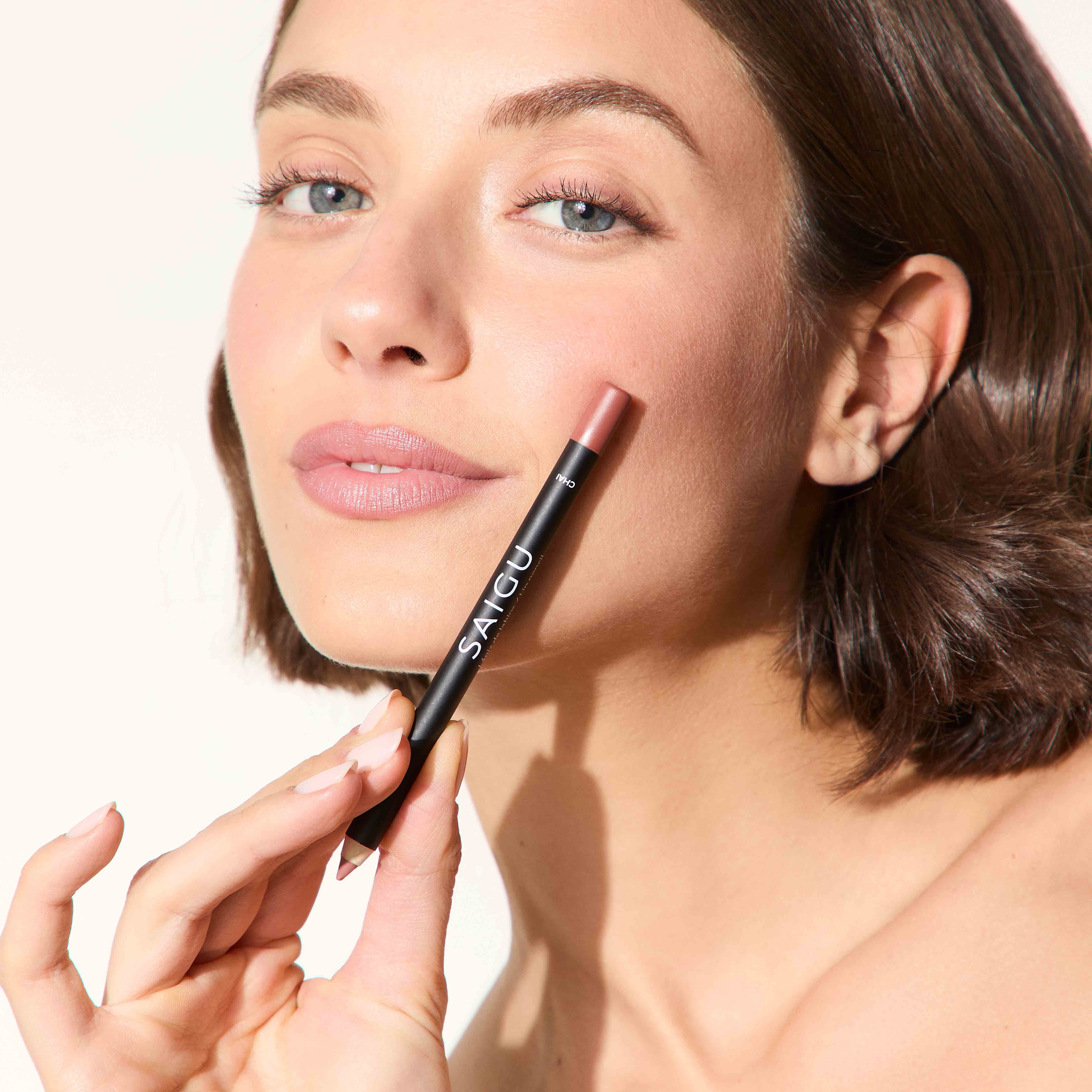 Lápiz de labios Perfilado Sedoso - Image 25